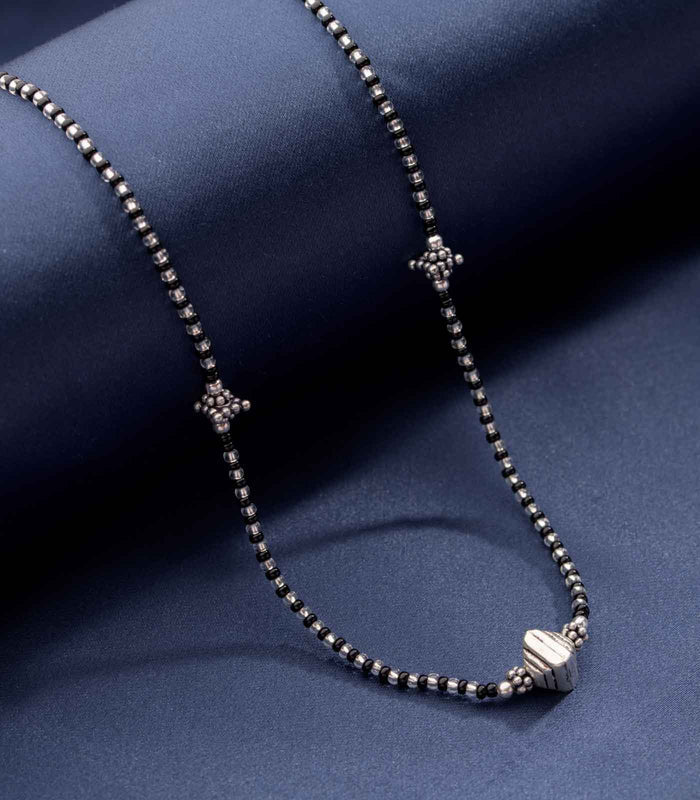 Antique Beauty Mangalsutra (Silver)