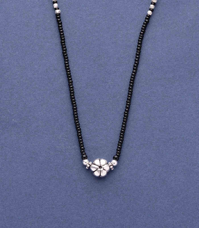 Antique Flora Mangalsutra (Silver)