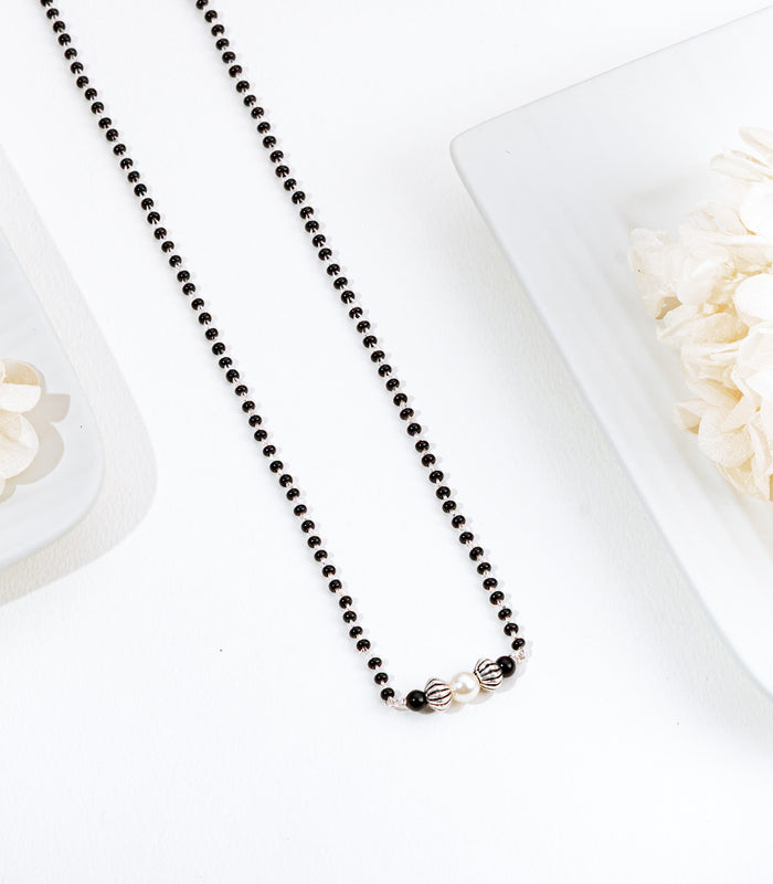 Centered Pearl Mangalsutra (Silver)