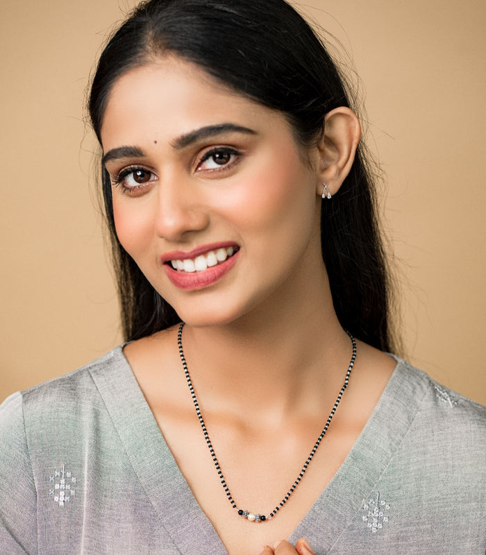 Centered Pearl Mangalsutra (Silver)