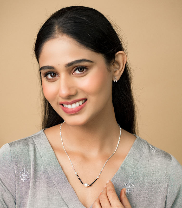Centered Pearl Mangalsutra (Silver)