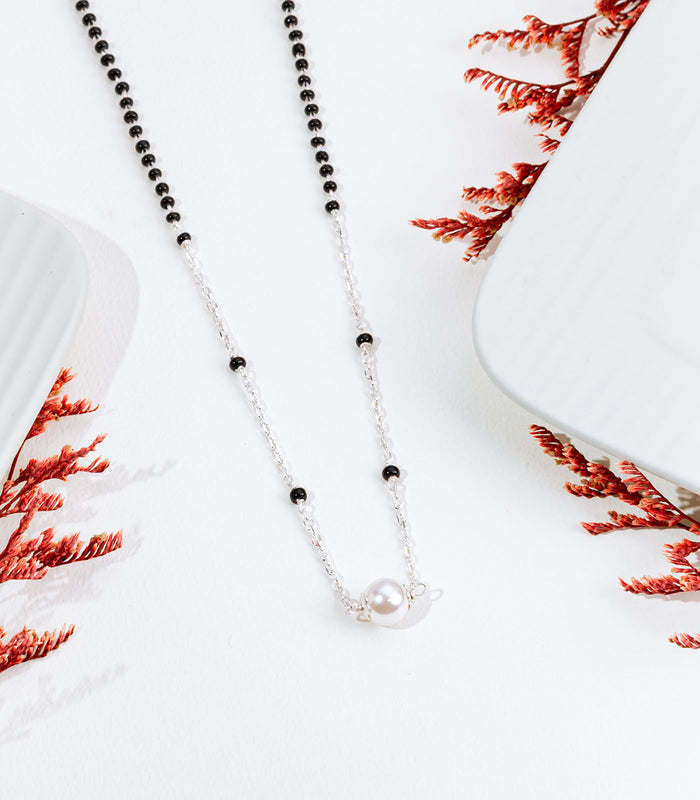 Chained Pearl Mangalsutra (Silver)