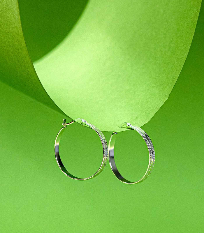 Classic Flat Trails Hoops Earrings (Silver)