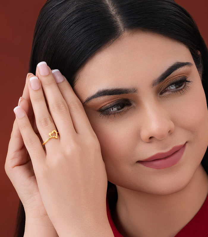 Classic Heart Gold Finger Ring