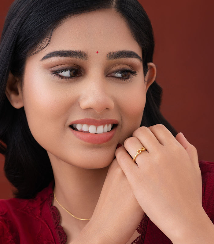 Classic Infinity Gold Finger Ring