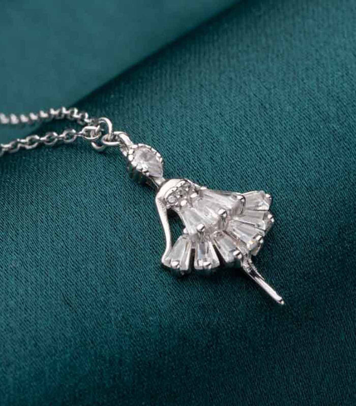 Cute Doll Necklace (Silver)