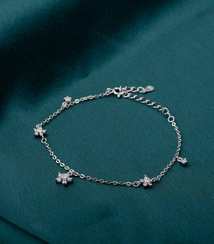 Daizy Charm Bracelet (Silver)