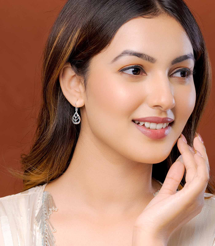 Divine Drops Earrings (Silver)