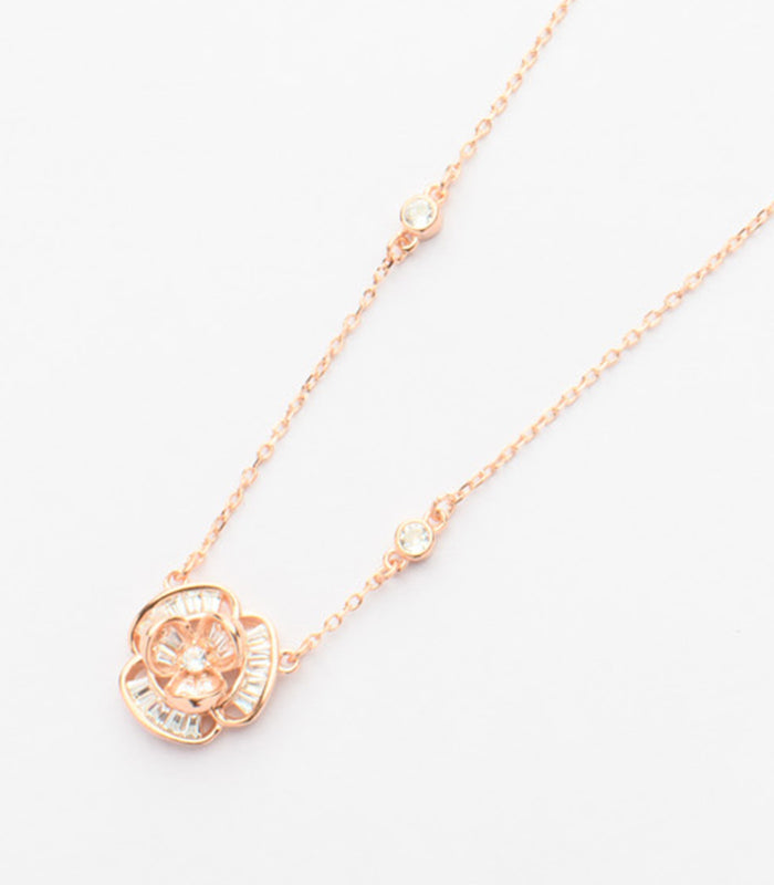 Double Rosette Necklace (Silver)