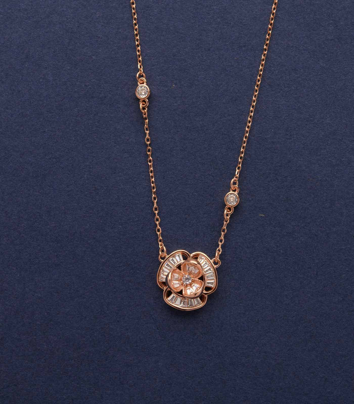 Double Rosette Necklace (Silver)