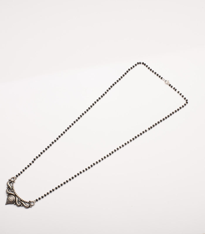 Drop Shaped Antique Mangalsutra Set (Silver)