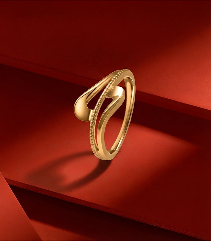 Dual Contrast Gold Finger Ring