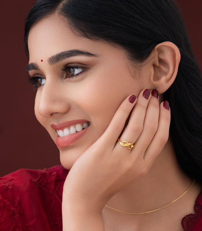 Elegant Infinity Gold Finger Ring