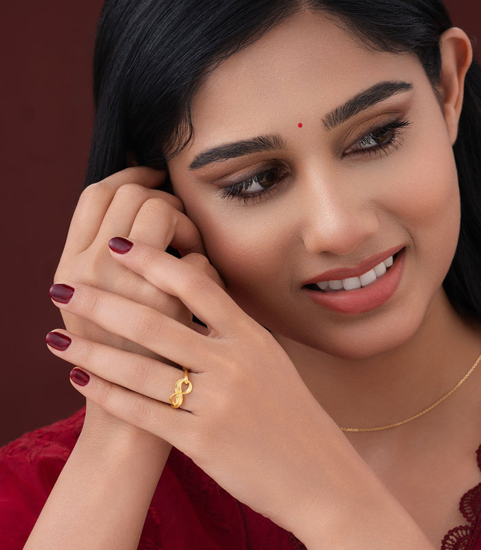 Elegant Infinity Gold Finger Ring