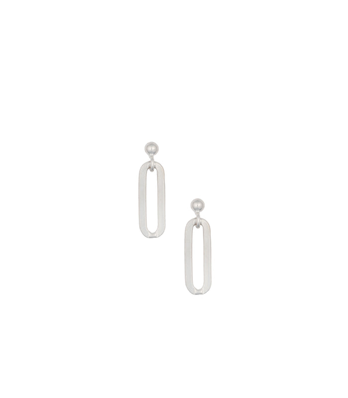 Elegant Oval Shaped Earrings (Silver)