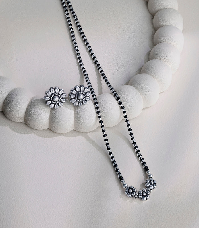 Floral Bliss Antique Mangalsutra Set (Silver)