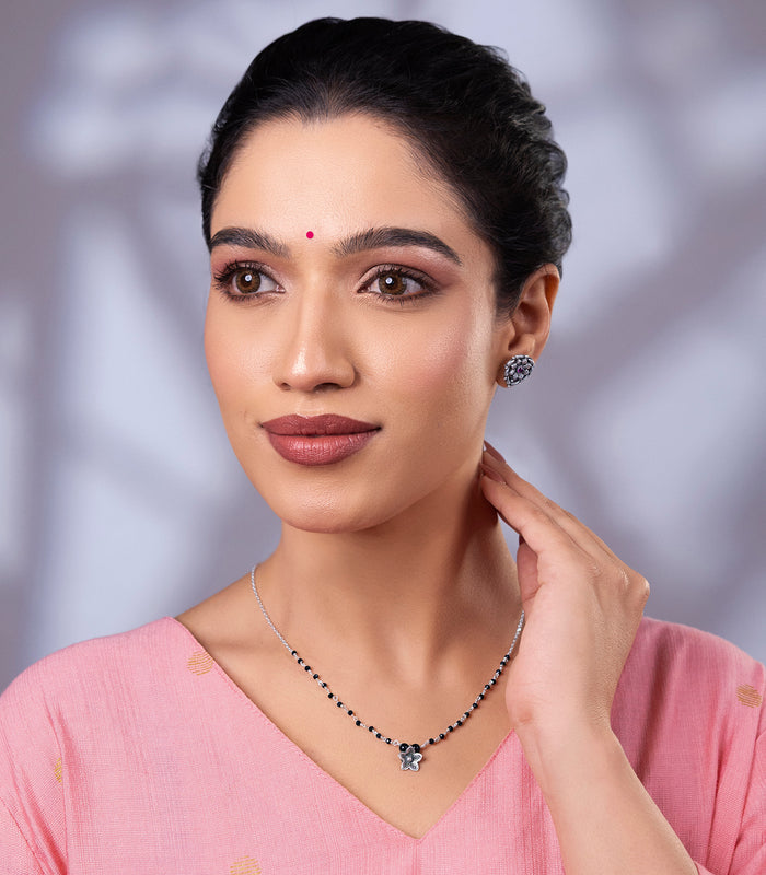 Floral Charm Mangalsutra Set (Silver)