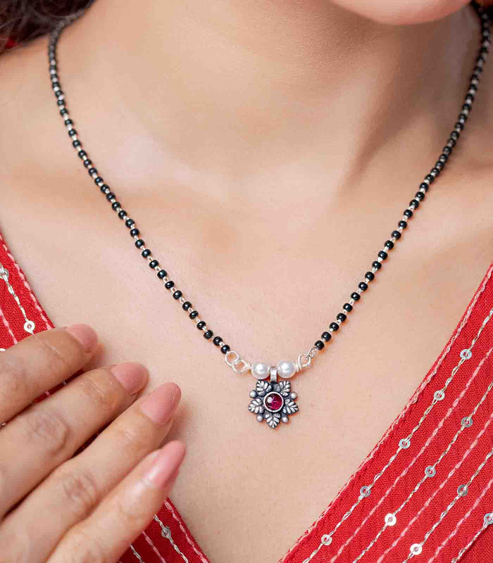 Floral Stone & Pearl Antique Mangalsutra (Silver)