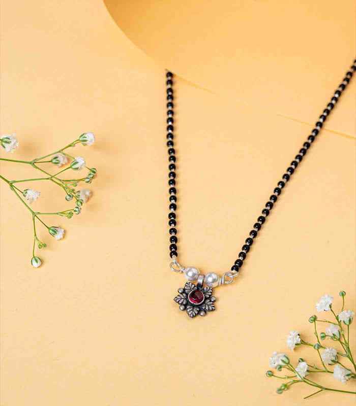 Floral Stone & Pearl Antique Mangalsutra (Silver)