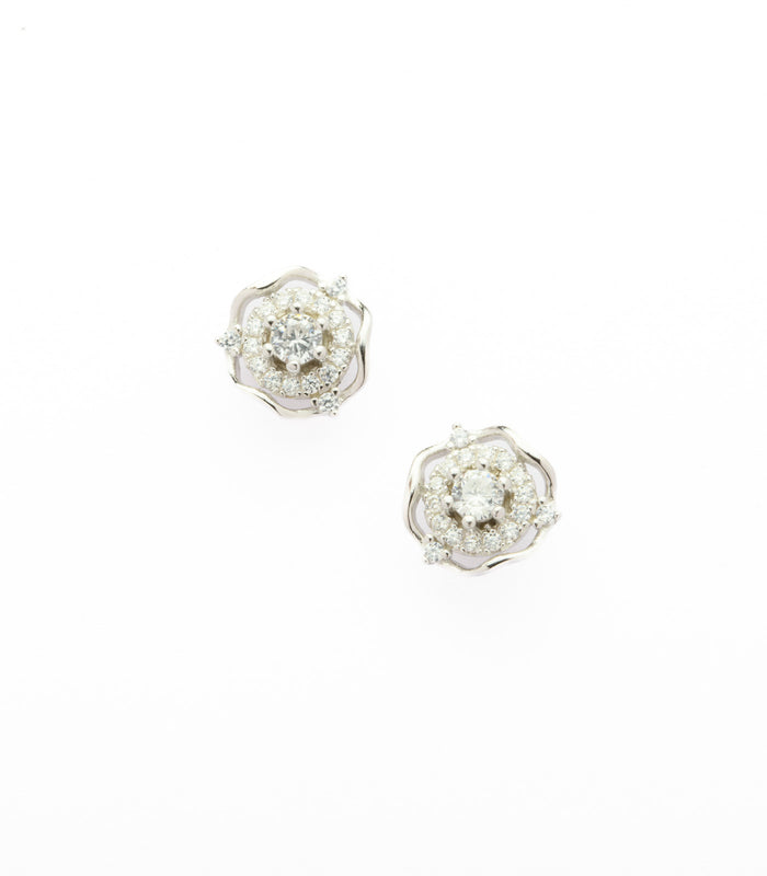 Flowers Of Adorable Gemstones Pendant Set (Silver)