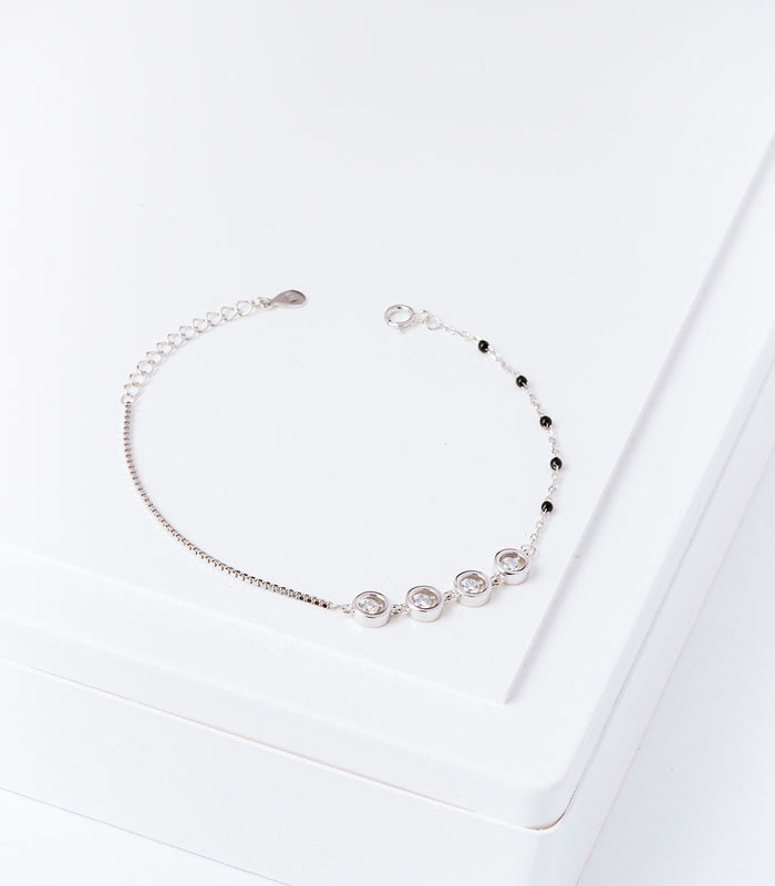 Glimmering Motifs Bracelet (Silver)