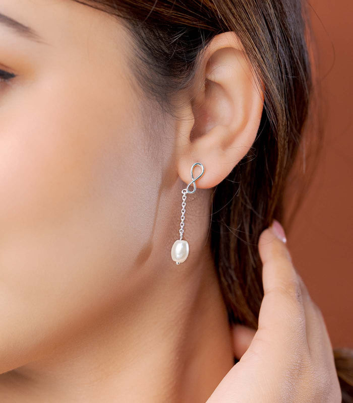 Infinite Dangling Pearls Earrings (Silver)