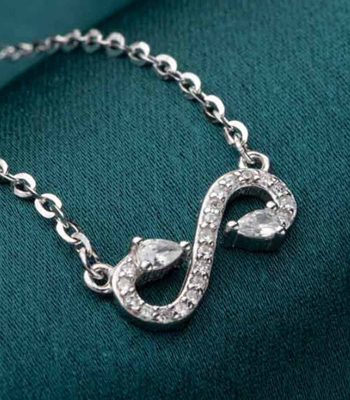 Infinity Necklace (Silver)