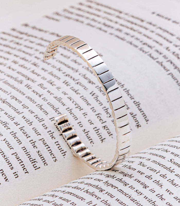 Linked Texture Kada Bracelet (Silver)