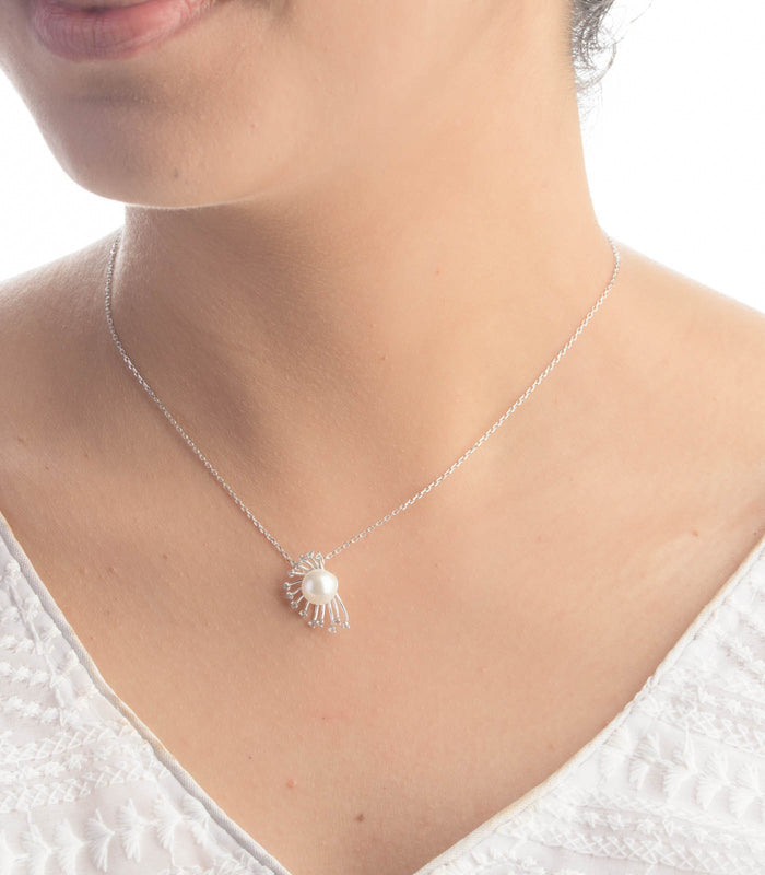 Majestic Spark Necklace (Silver)