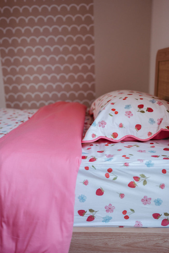 Matching King Single Quilt Cover & Waterproof Pillowcase Set - Evie