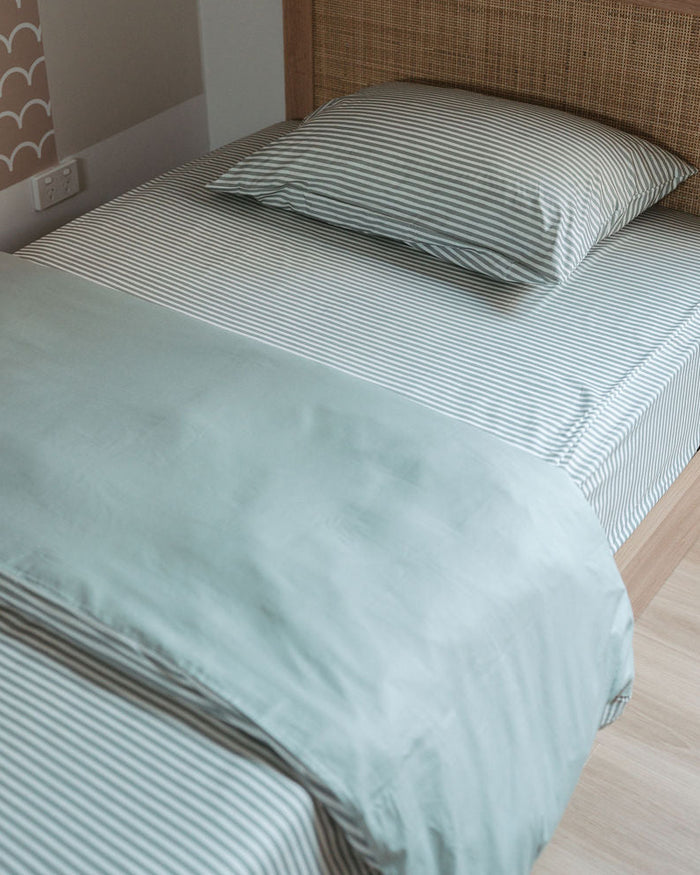 Matching Single Quilt Cover & Waterproof Pillowcase Set - Arthur