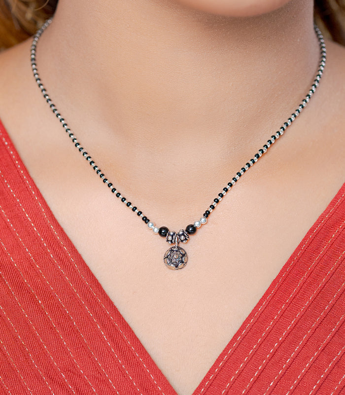 Mystic Floral Core Antique Mangalsutra (Silver)