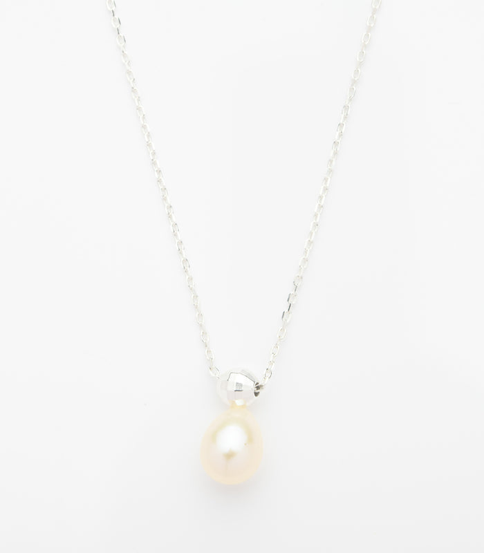 Pearl Drop Necklace (Silver)