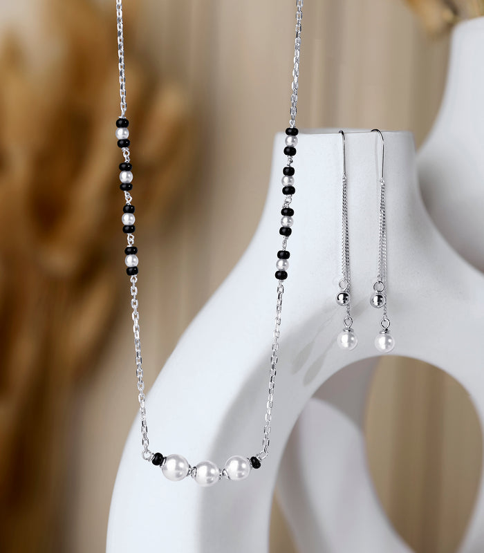Pearl Elegance Mangalsutra Set (Silver)
