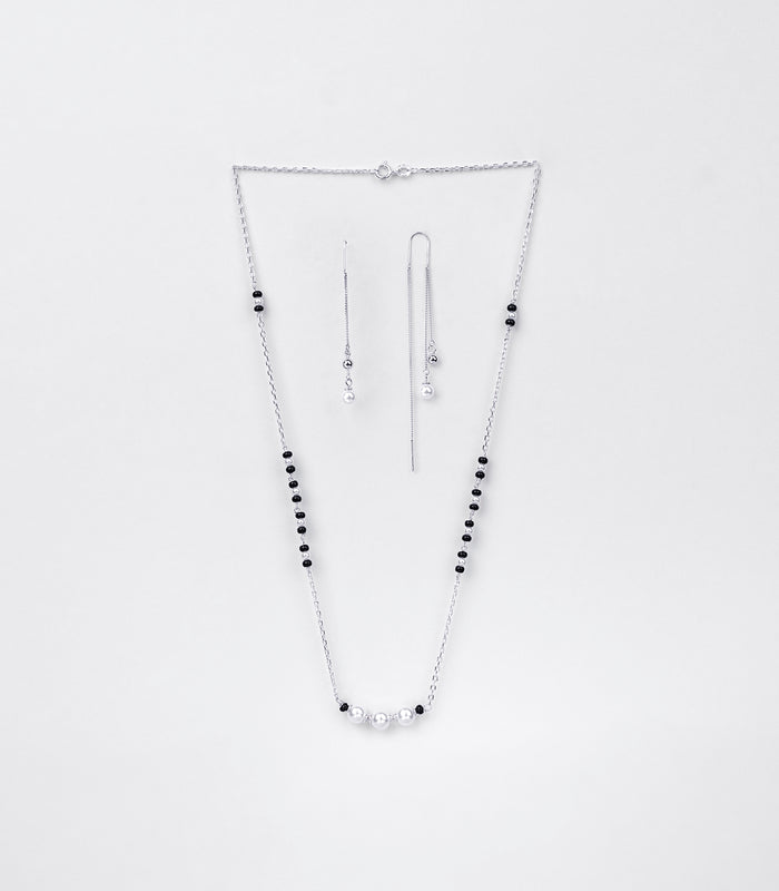 Pearl Elegance Mangalsutra Set (Silver)