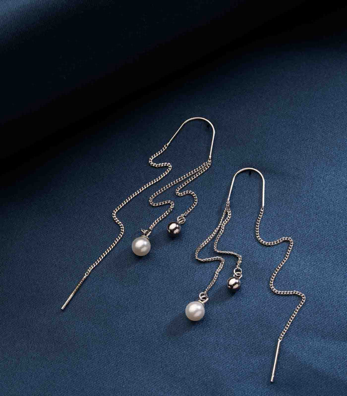 Pearl Sui Dhaga Earrings (Silver)