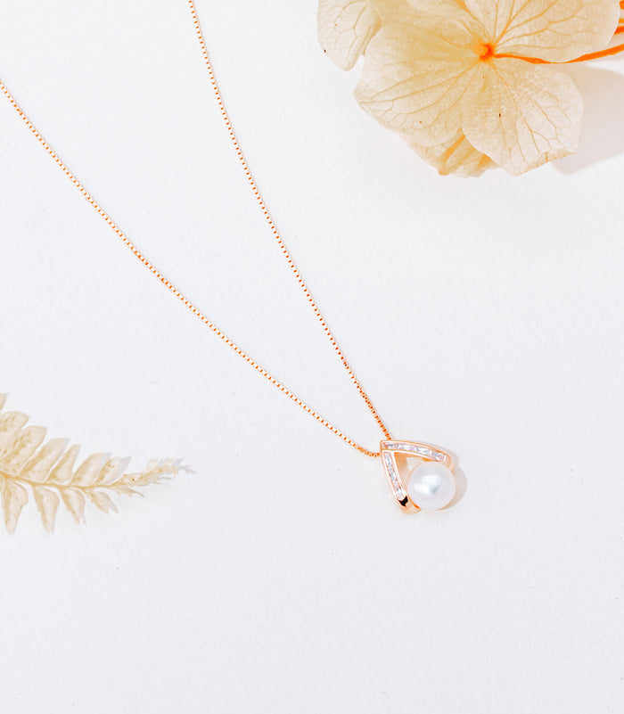 Pretty Pearl Necklace (Silver)