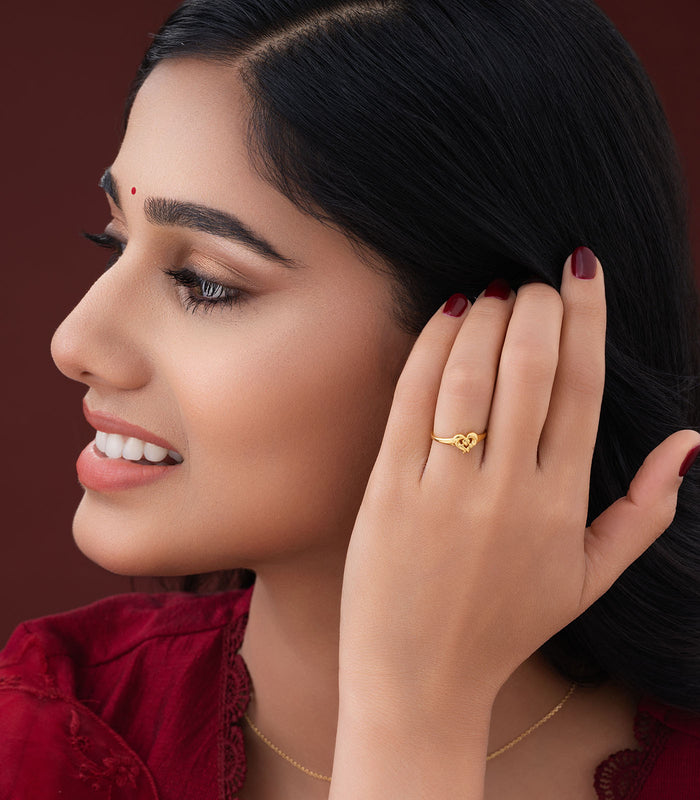 Romantic Heart Gold Finger Ring