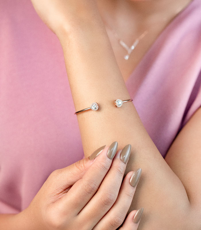 Rose Gold Elegant Bracelet (Silver)