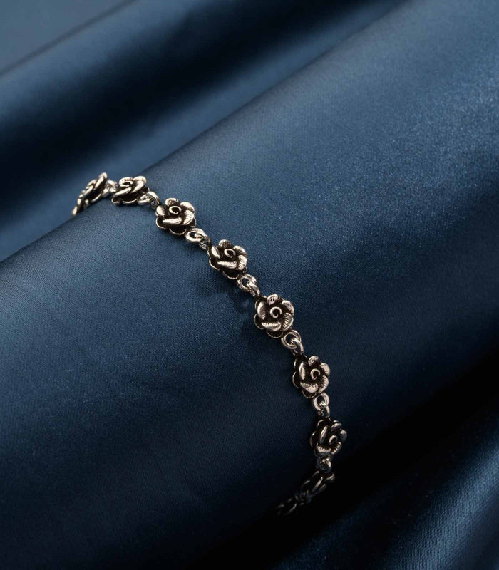 Rose Stream Bracelet (Silver)