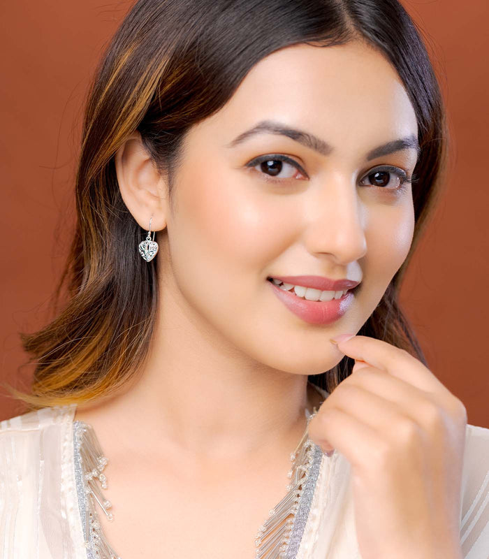 Royal Heart Earrings (Silver)