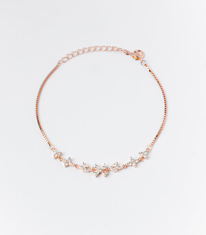 Shiny Crystal Motifs Bracelet (Silver)