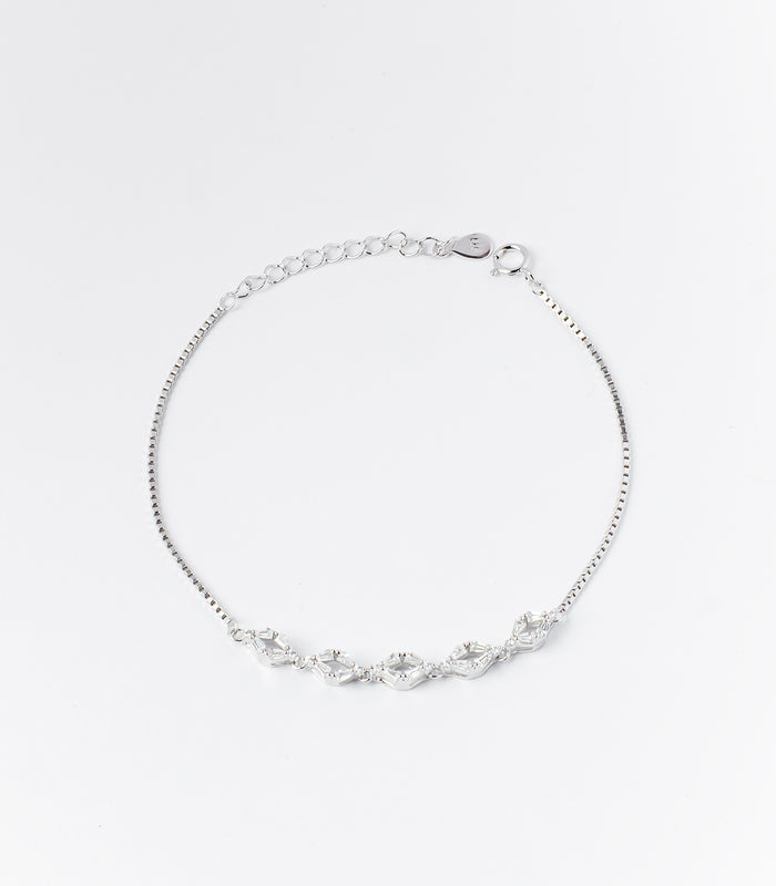 Shiny Motifs Bracelet (Silver)