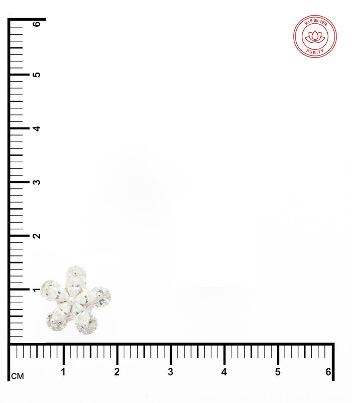 Silver Flowers Of Shiny Gemstones Pendant Set (Silver)