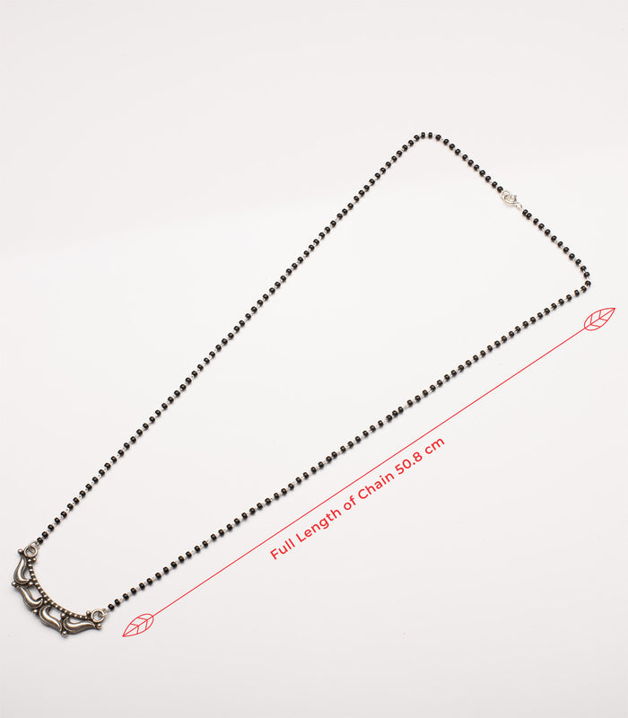 Swirl Motif Antique Mangalsutra Set (Silver)