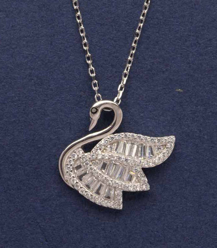 Symbol Of Love Necklace (Silver)