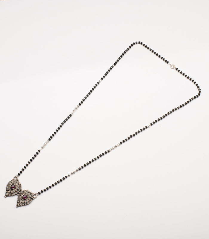 Twin Leaves Antique Mangalsutra Set (Silver)