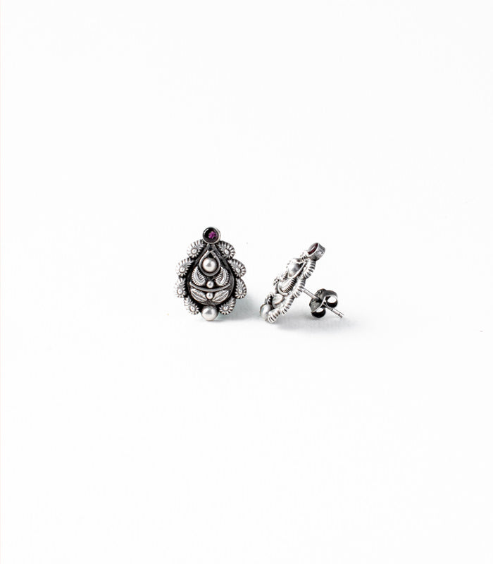 Violet Stone Leafy Drop Oxidized Tops (Silver)
