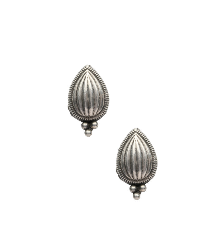 Voilet Stone Drop Shaped Antique Mangalsutra Set (Silver)